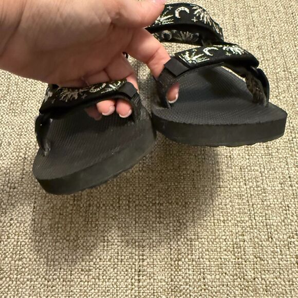 Teva Women's Monochrome Patterned Sandals - Picture 5 of 9